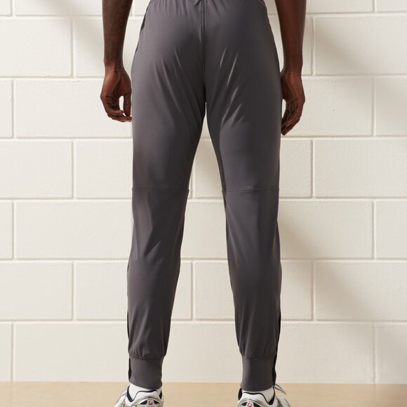 Abercrombie & Fitch MEN'S YPB Freestyle Training Jogger - Picture 3 of 4